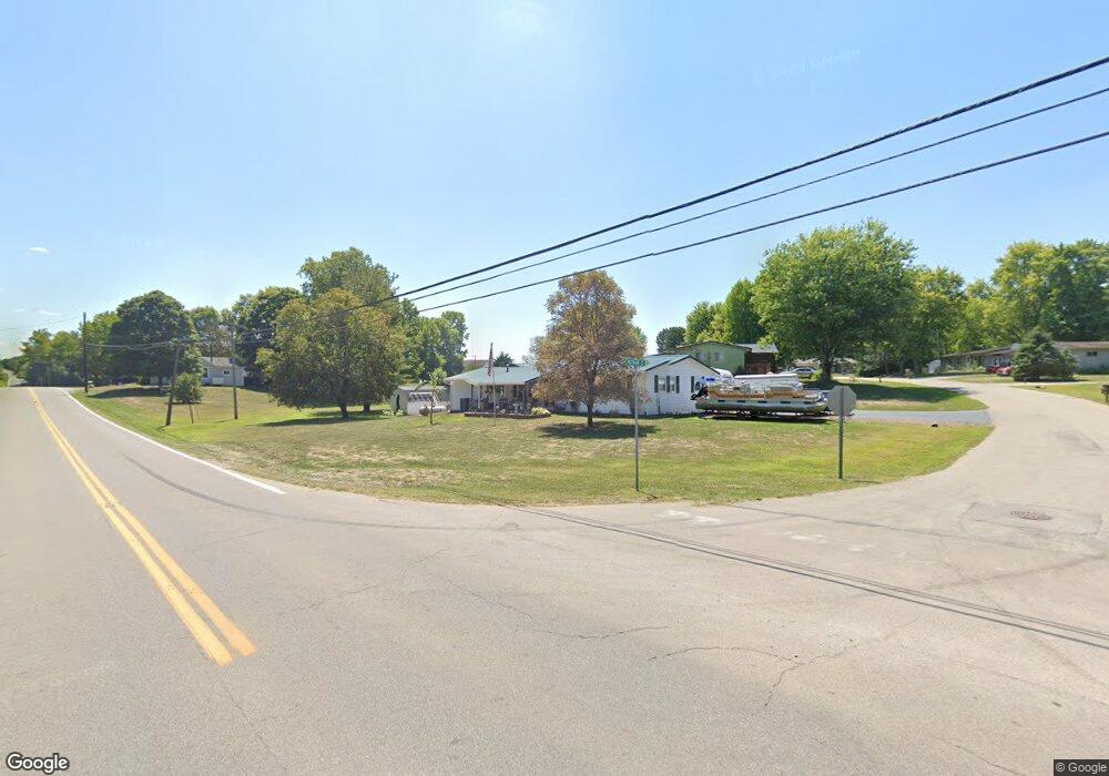 6579 Putnam Dr, Circleville, OH 43113 - photo 1