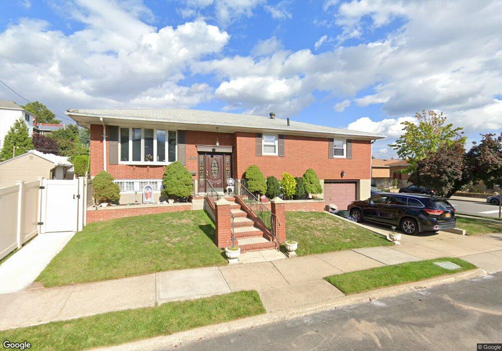 75 Woodlawn Ave, Staten Island, NY 10305 - photo 1