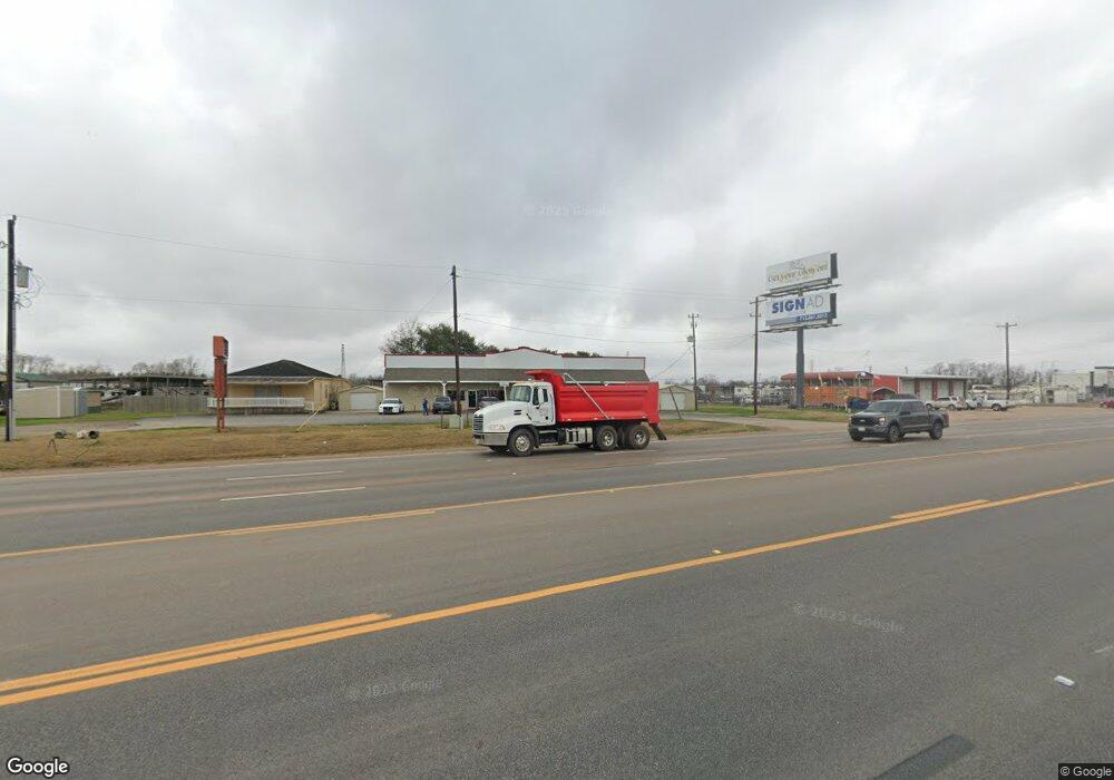 22430 W Highway 6 unit C, Alvin, TX 77511 - photo 1