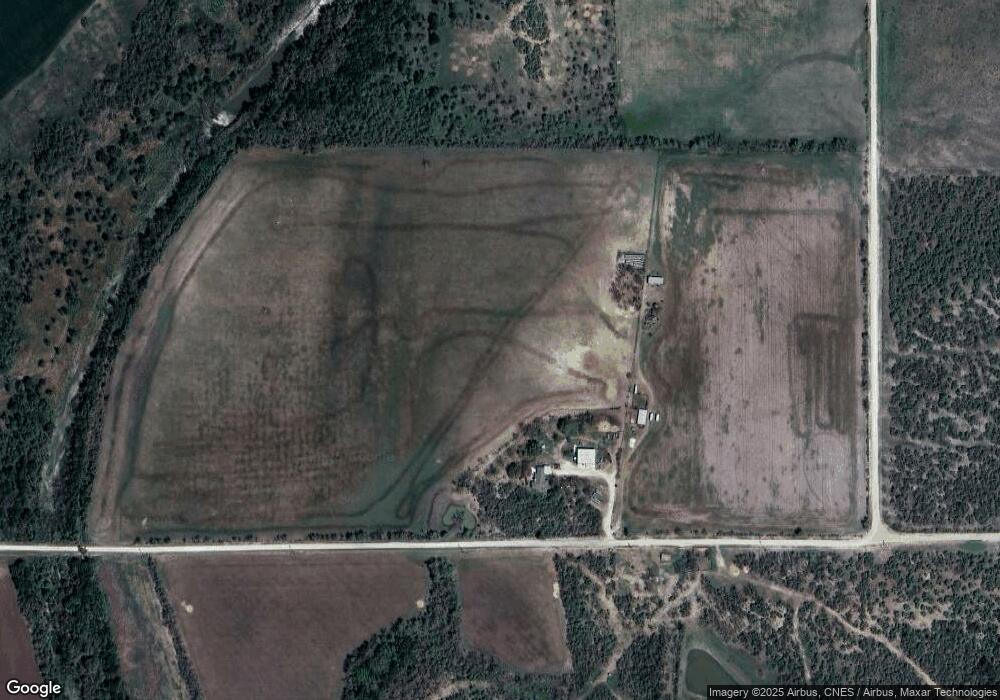 915 County Road 454, Hondo, TX 78861 - photo 1