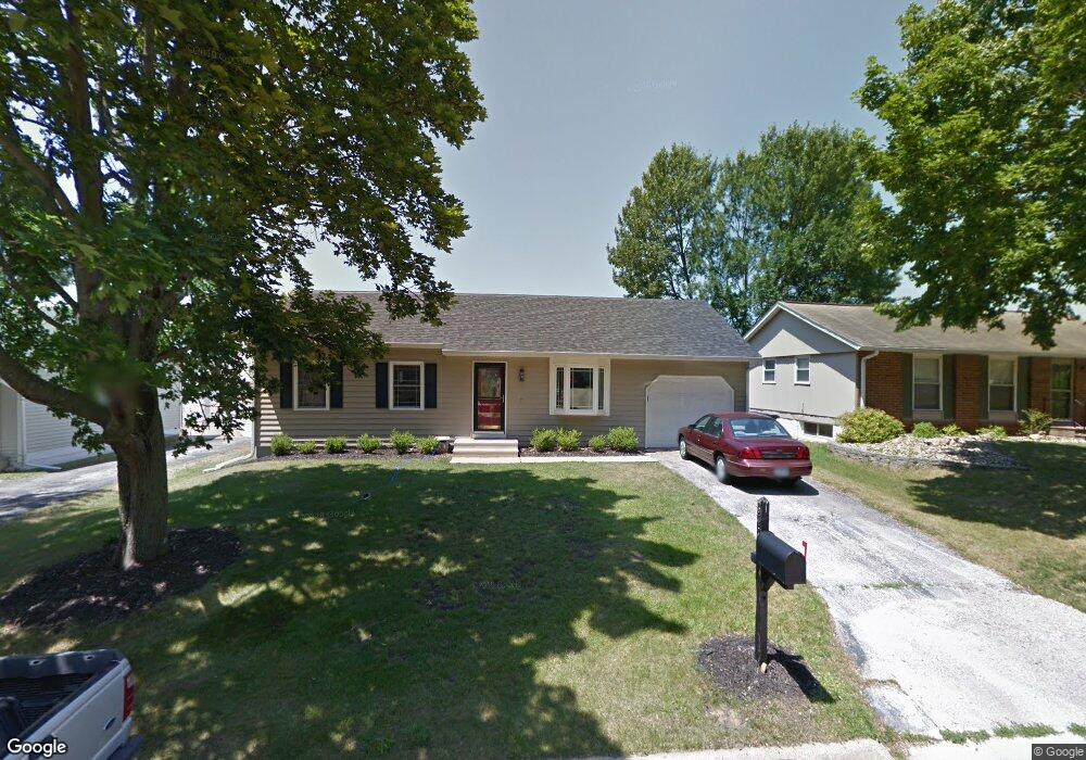 3420 Ardsley Ln SW, Cedar Rapids, IA 52404 - photo 1