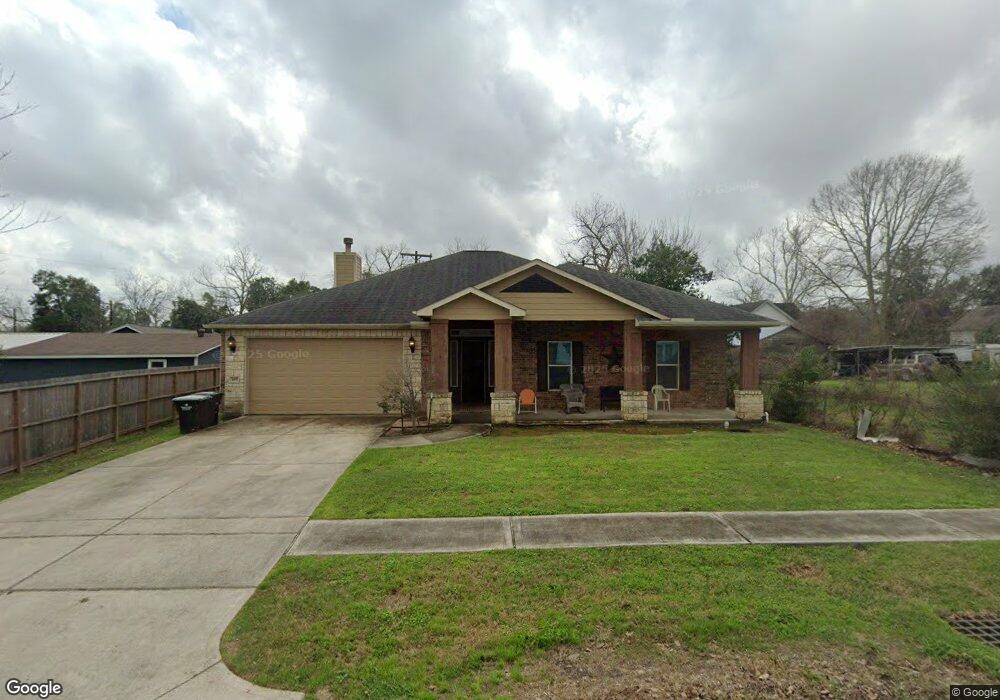 402 E Sidnor St, Alvin, TX 77511 - photo 1