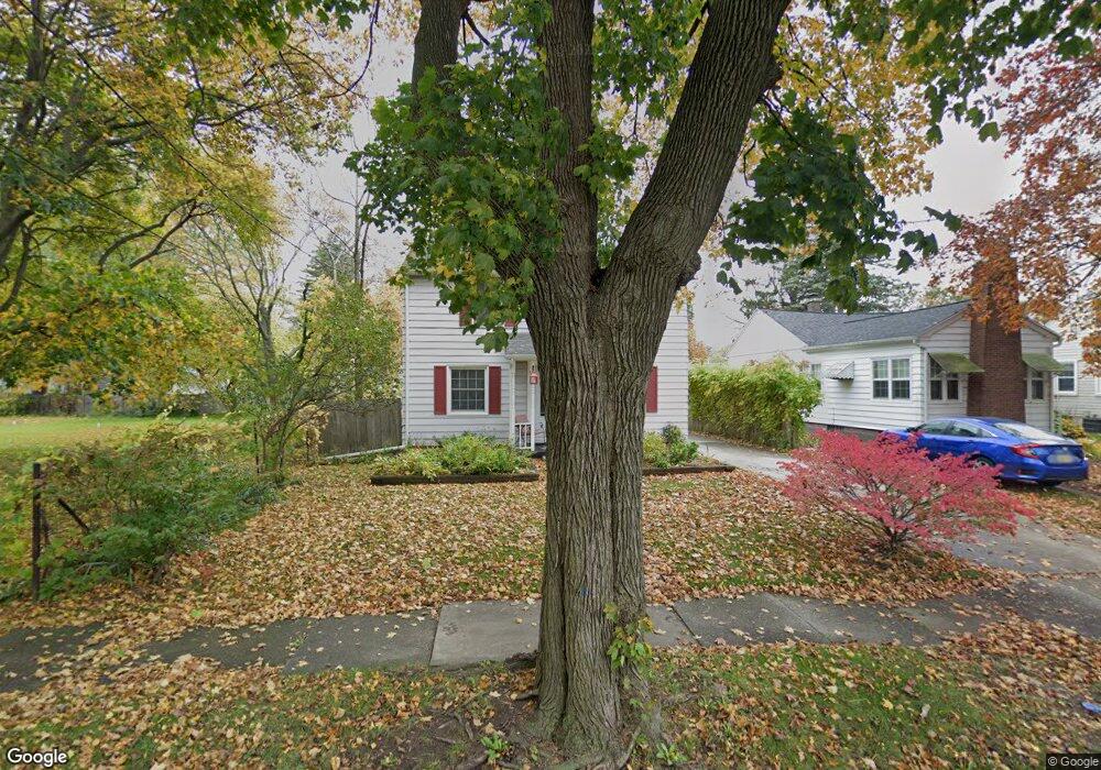 2111 Grant St, Lansing, MI 48910 - photo 1