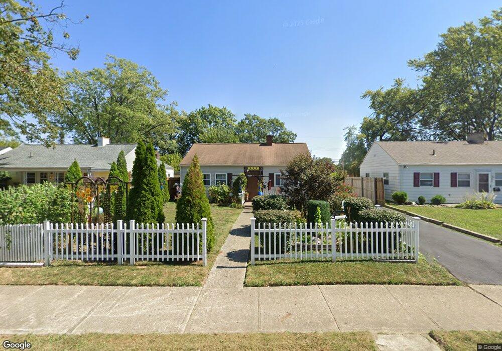 82 S Hampton Rd, Columbus, OH 43213 - photo 1