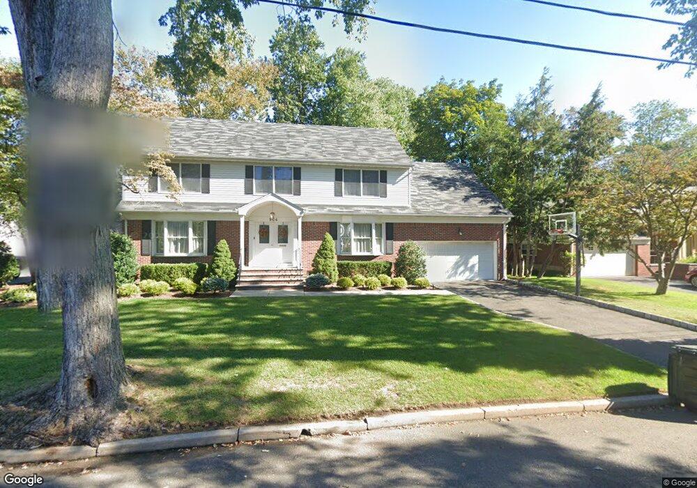 804 Midland Rd, Oradell, NJ 07649 - photo 1