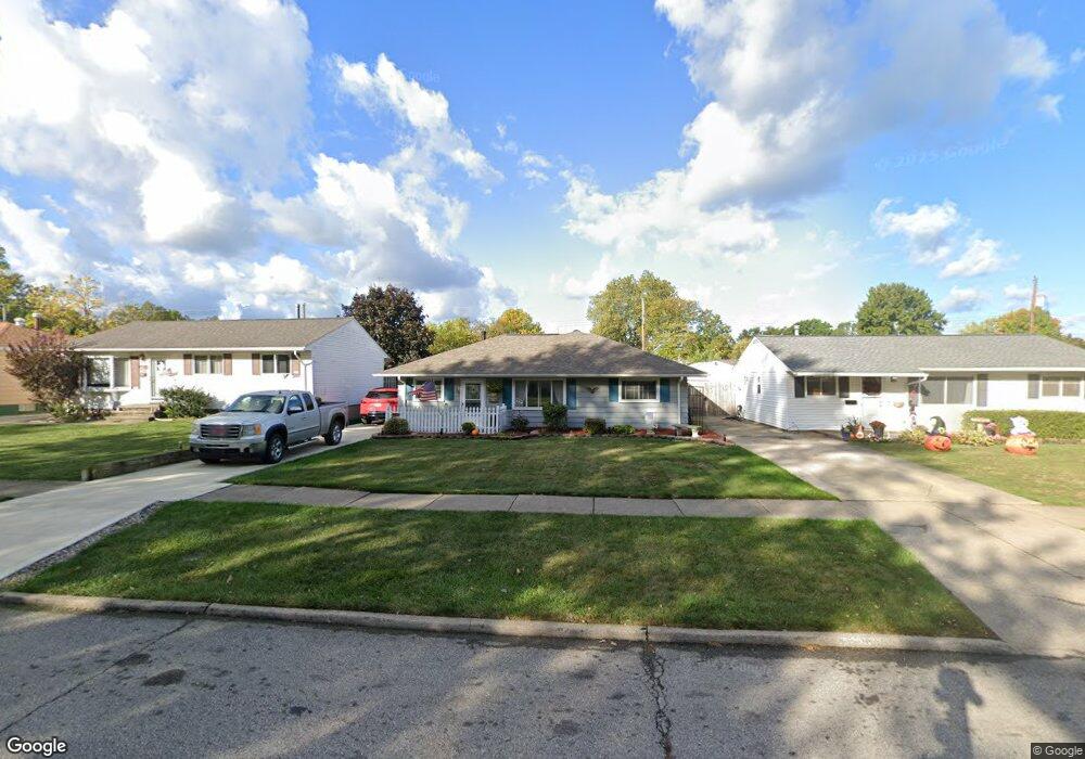 308 Erieview Blvd, Sheffield Lake, OH 44054 - photo 1