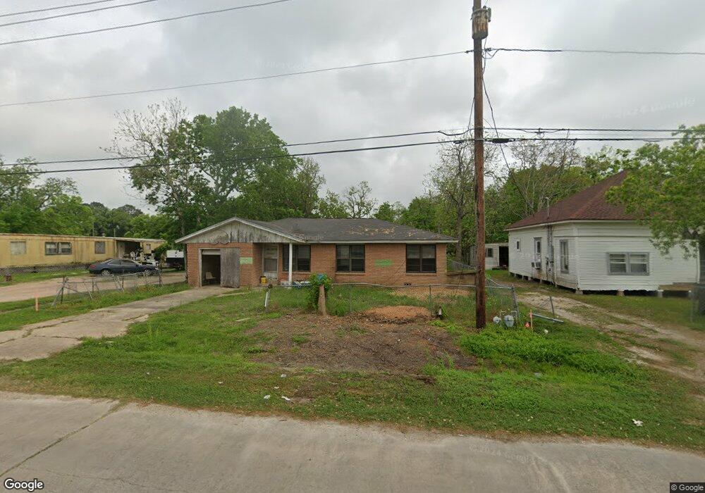 1217 Whitson St, Bay City, TX 77414 - photo 1