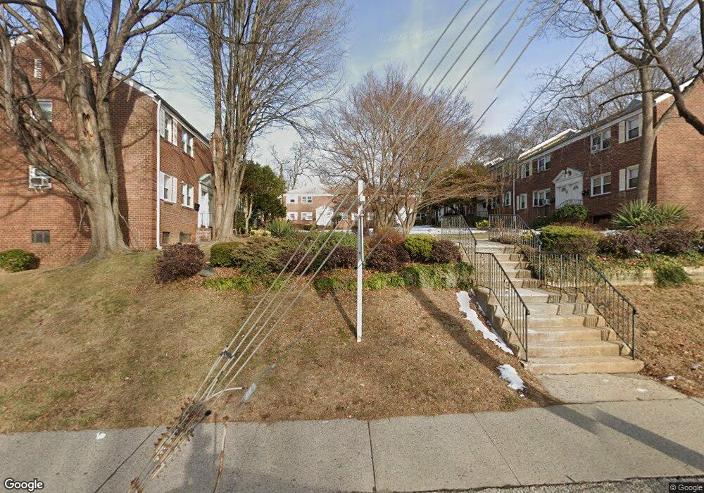 717 Tuckahoe Rd unit 1B, Yonkers, NY 10710 - photo 1