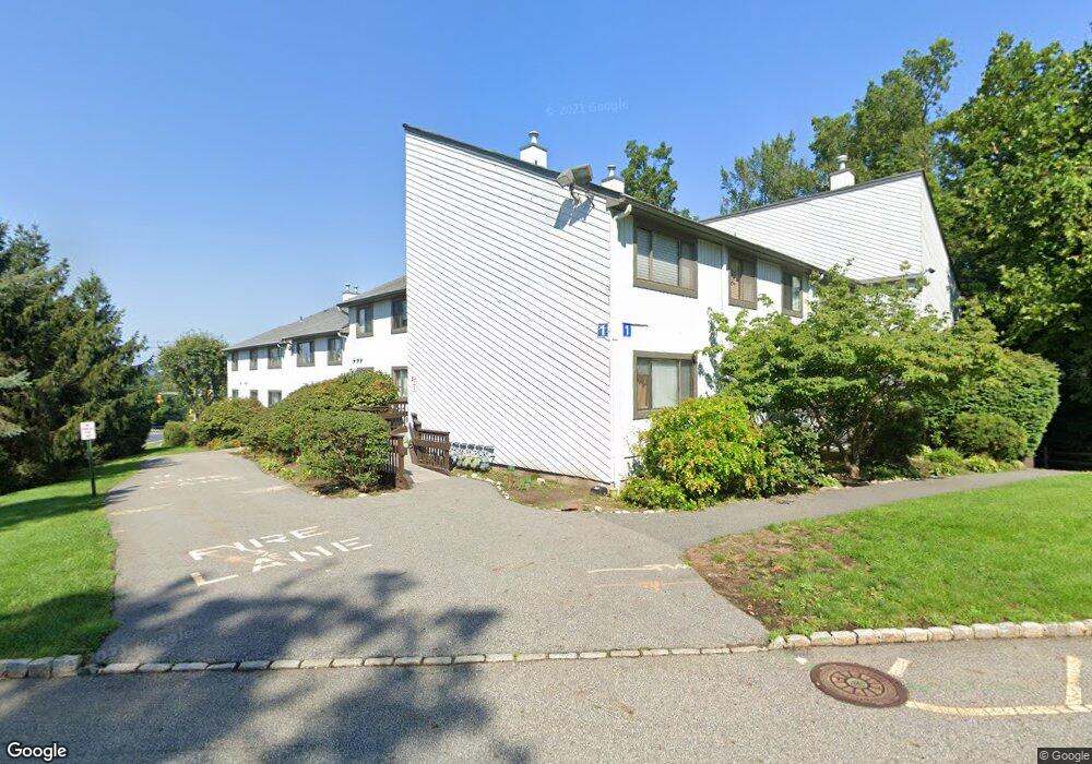 313 Cypress Ct unit 2, Ramsey, NJ 07446 - photo 1