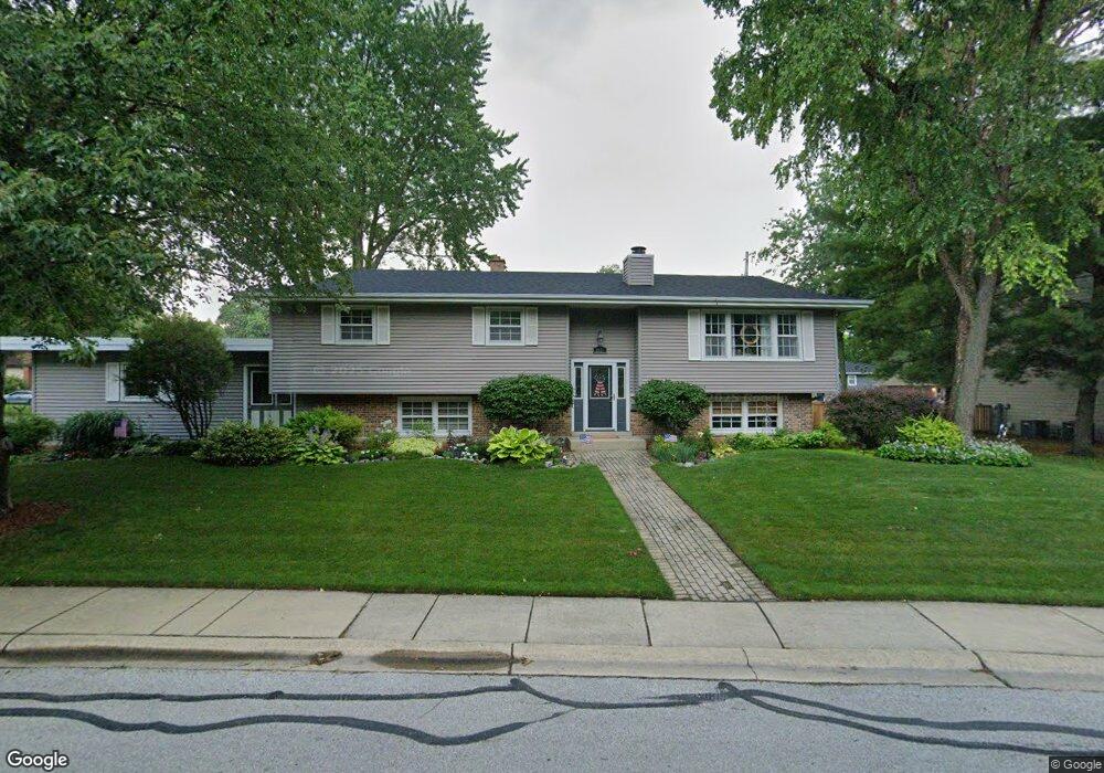 1024 Emerald Dr, Naperville, IL 60540 - photo 1