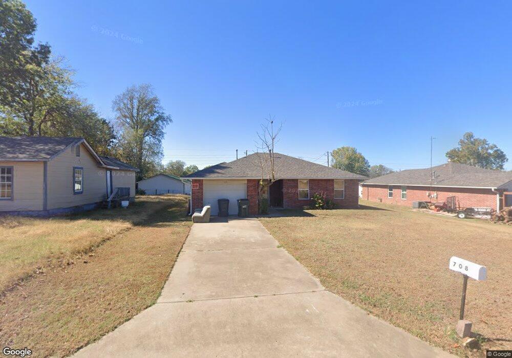708 N Sherman Ave, Okmulgee, OK 74447 - photo 1