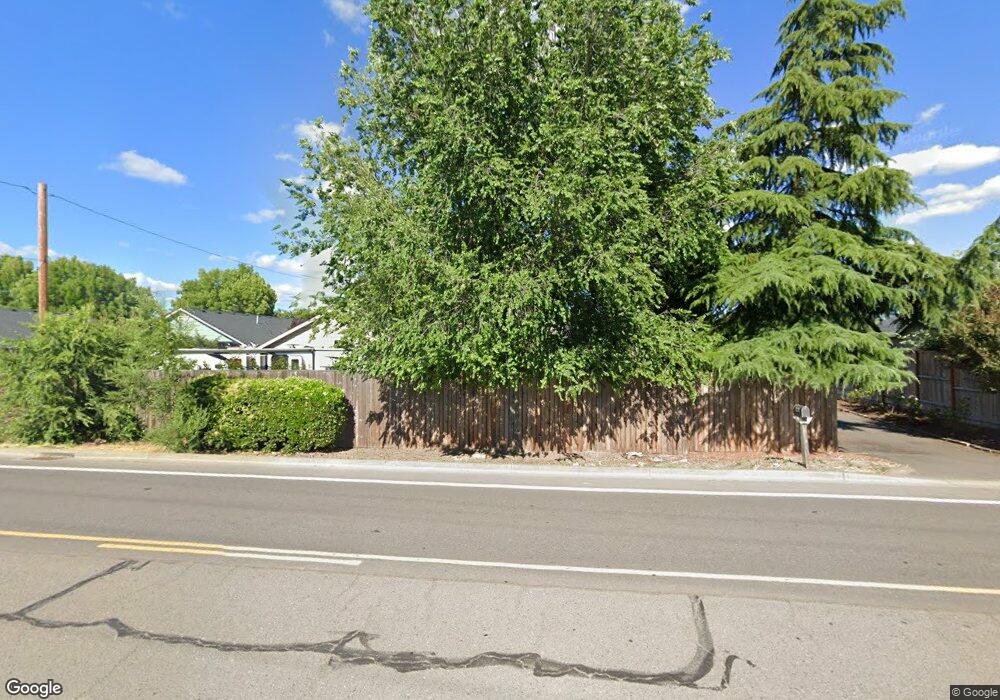 4460 Hamrick Rd, Central Point, OR 97502 - photo 1