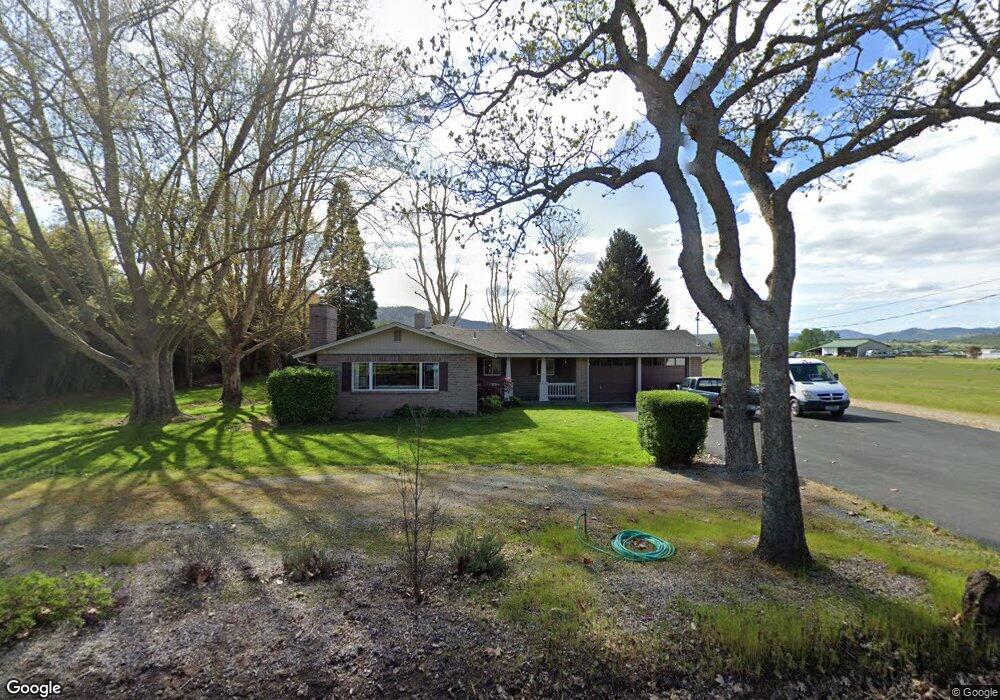 4333 Grant Rd, Central Point, OR 97502 - photo 1