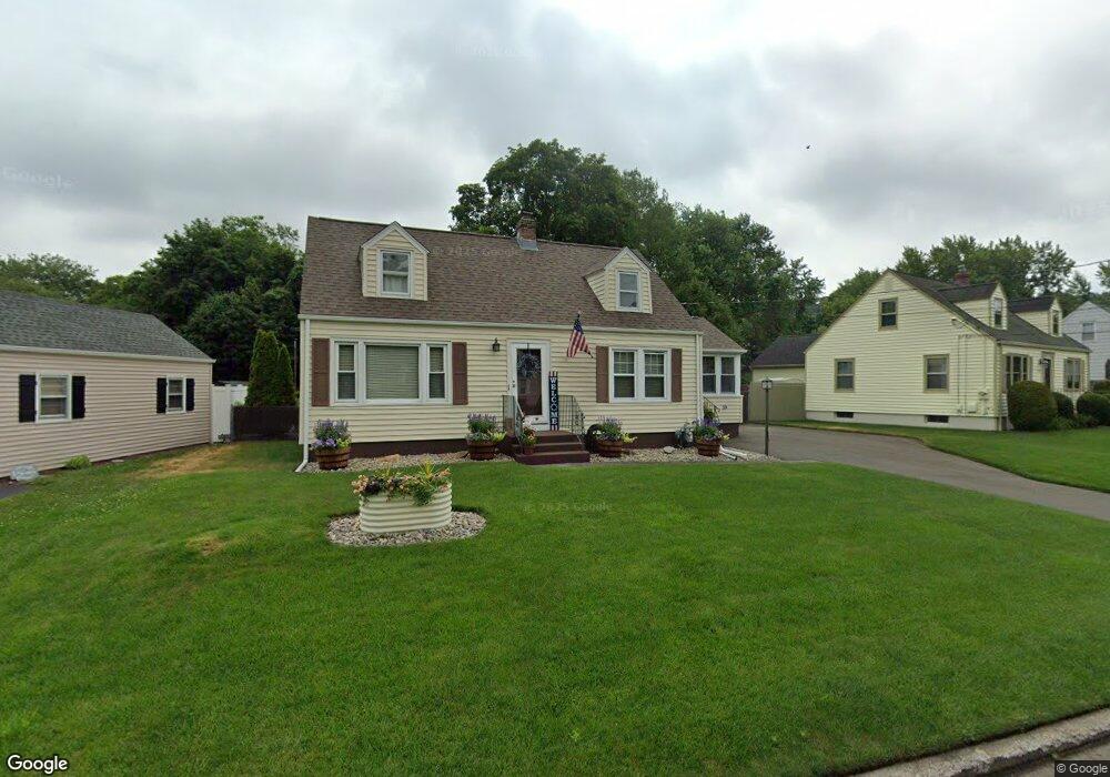 27 Maplevale Rd, East Haven, CT 06512 - photo 1