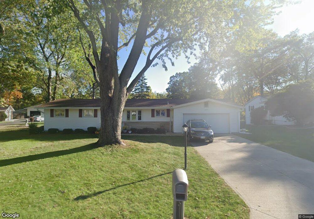 1557 Walnut Ct, Lima, OH 45805 - photo 1