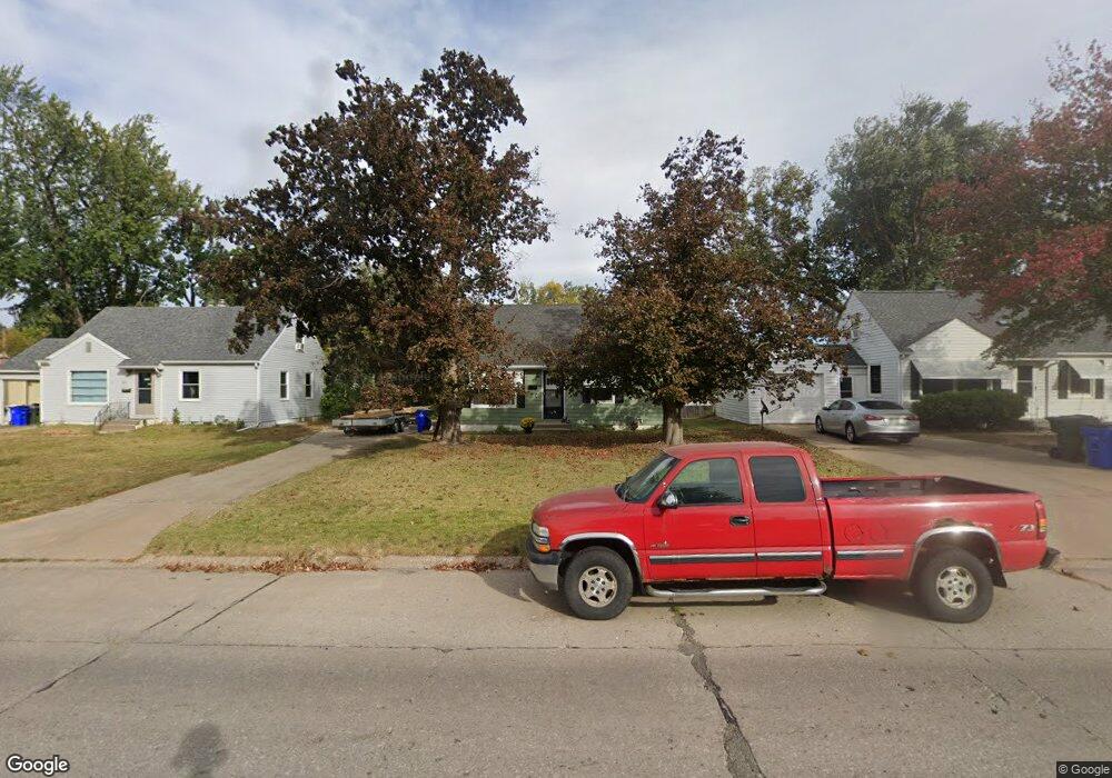 426 34th St SE, Cedar Rapids, IA 52403 - photo 1