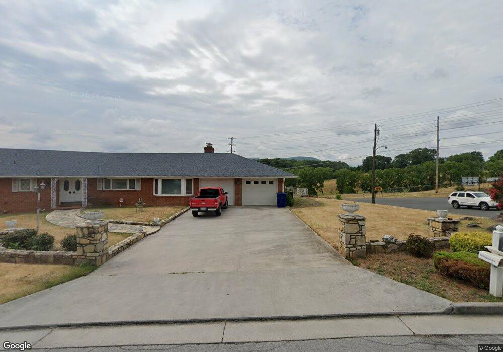 230 W 8th St, Front Royal, VA 22630 - photo 1