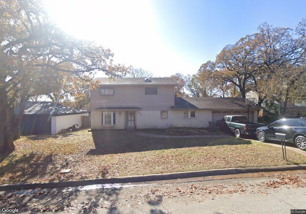 620 Rankin Dr, Bedford, TX 76022 - photo 1