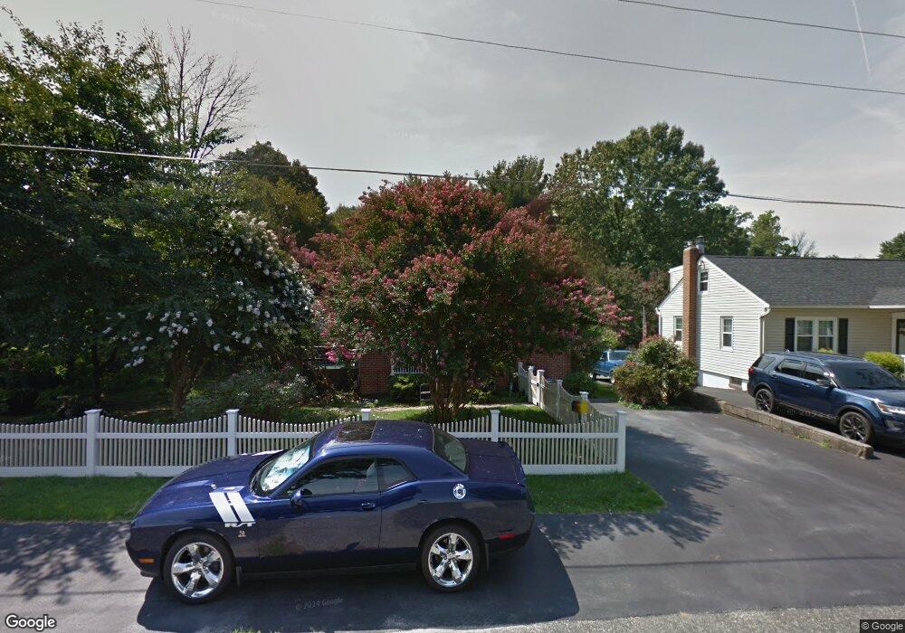 1559 Sulphur Spring Rd, Halethorpe, MD 21227 - photo 1