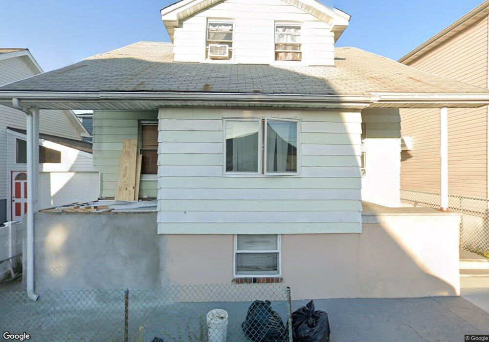 52 Bevy Ct, Brooklyn, NY 11229 - photo 1