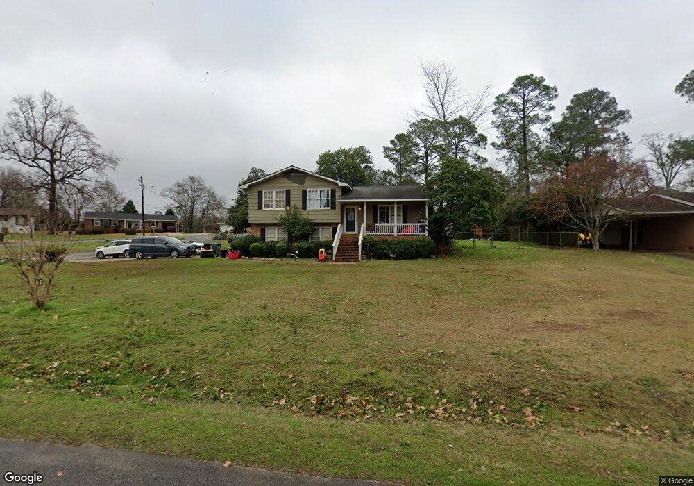 209 Pineview Dr, Americus, GA 31709 - photo 1