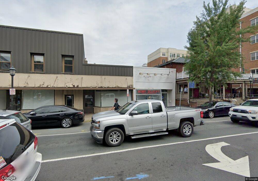 913 W Main St, Charlottesville, VA 22903 - photo 1