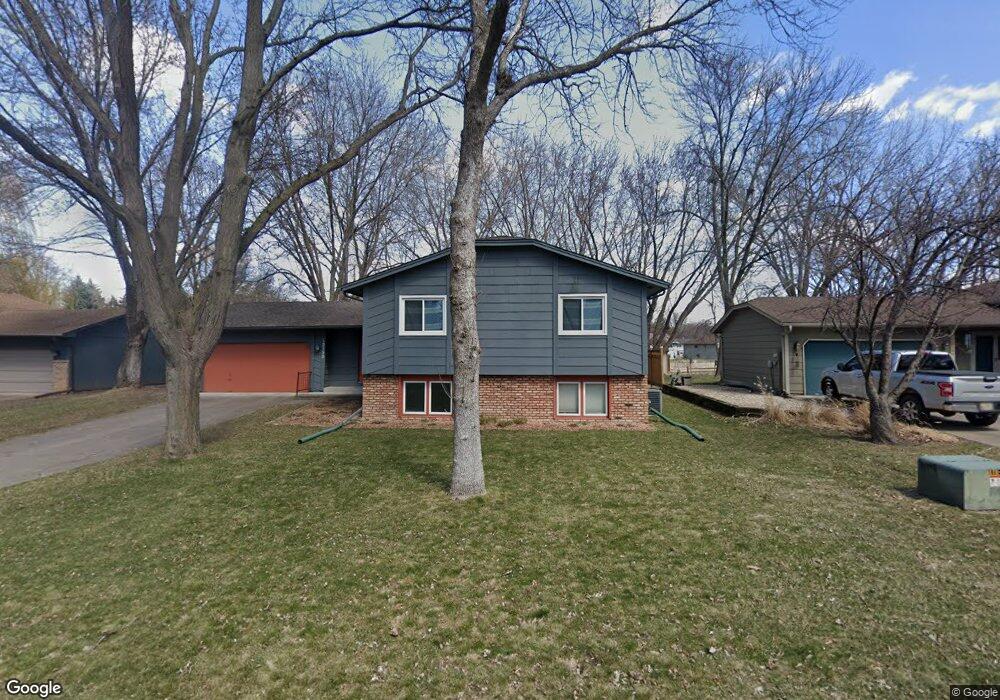 12150 Robin Rd, Maple Grove, MN 55369 - photo 1