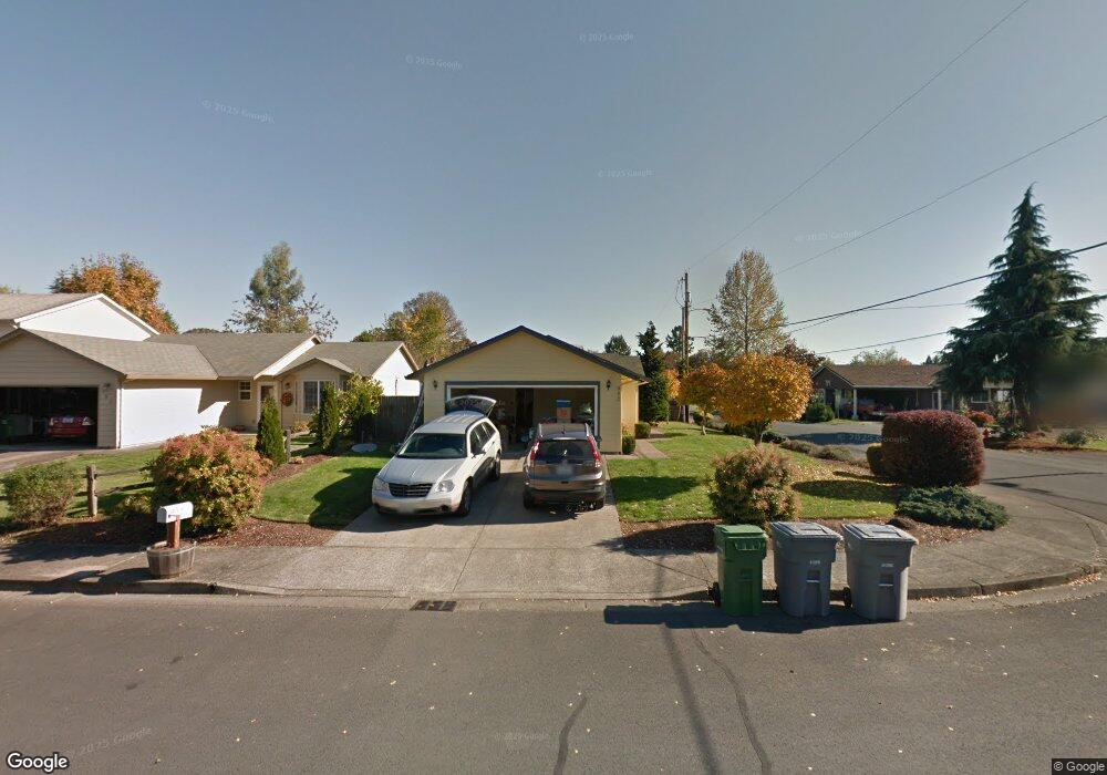 992 SE Oak St, Dundee, OR 97115 - photo 1