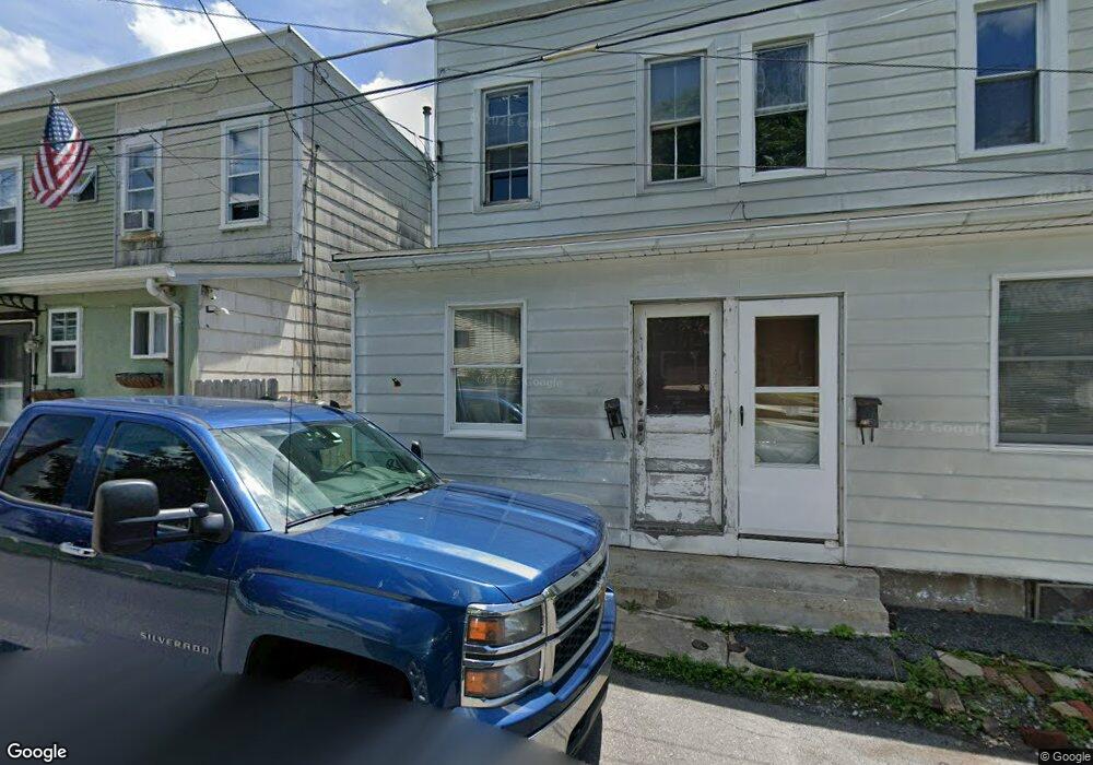 256 W Howard Ave, Coaldale, PA 18218 - photo 1