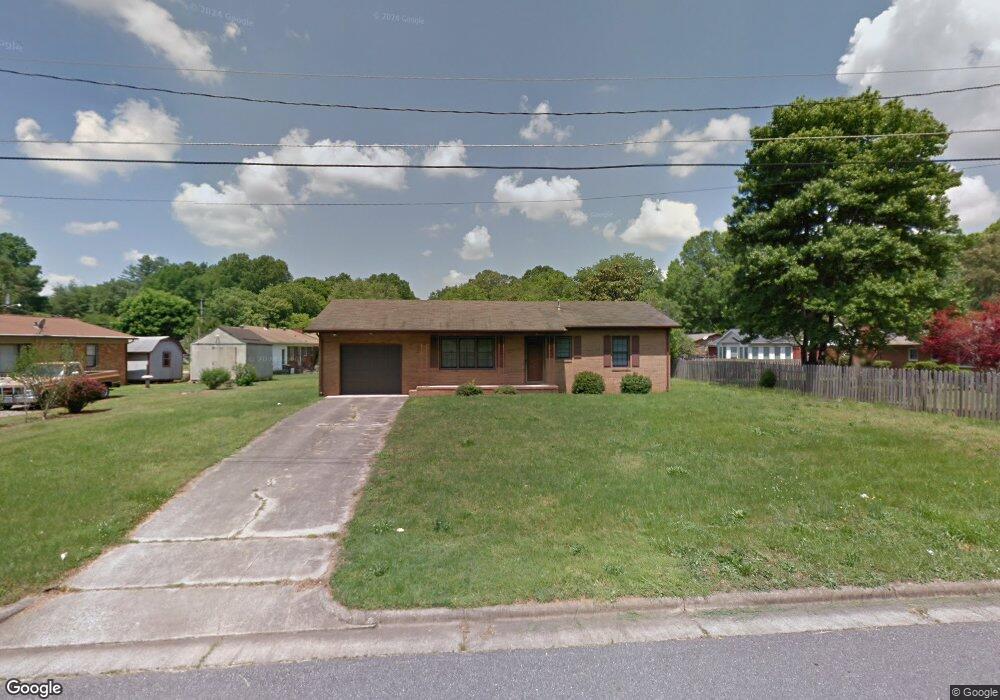 605 Brandon St, Statesville, NC 28677 - photo 1