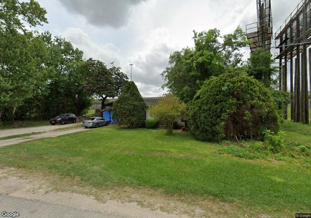 2912 Fairbanks St, Houston, TX 77026 - photo 1