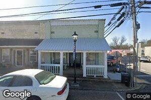 8 E Main St, Decaturville, TN 38329