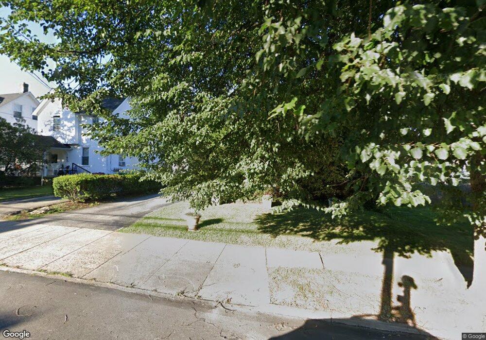 410 W Wayne Ave, Wayne, PA 19087 - photo 1