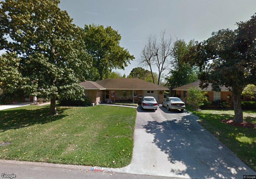 2103 Chantilly Ln, Houston, TX 77018 - photo 1