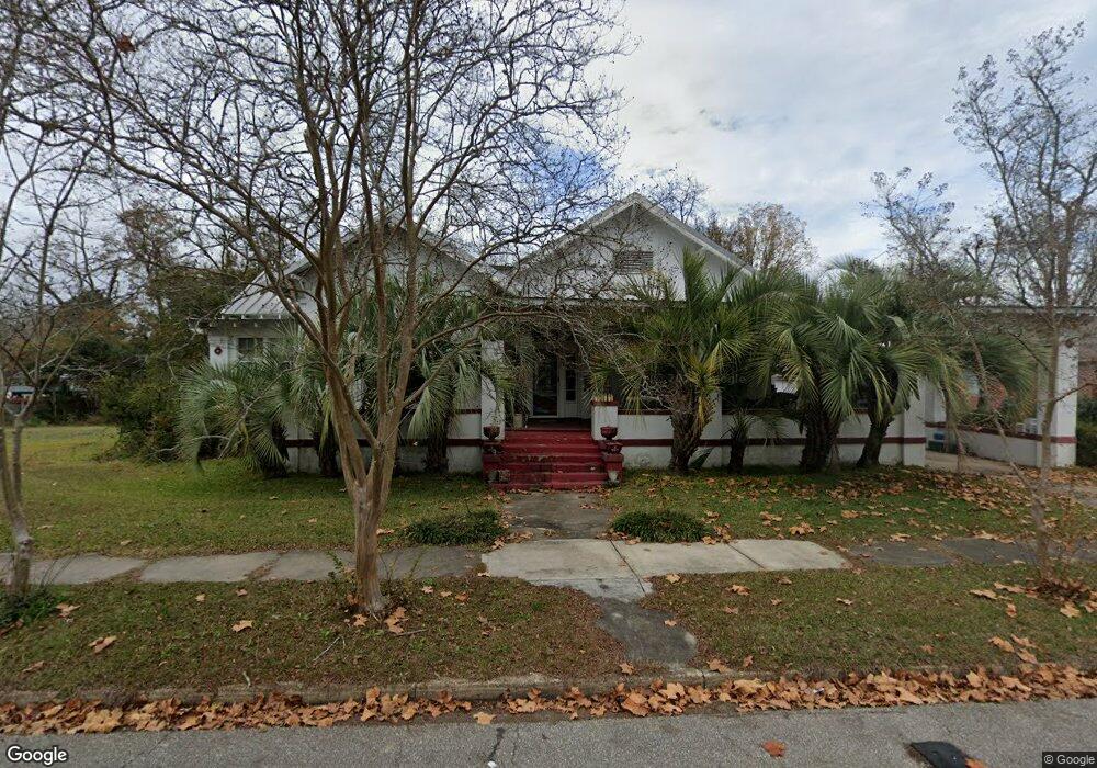 220 Cherry St, Eufaula, AL 36027 - photo 1