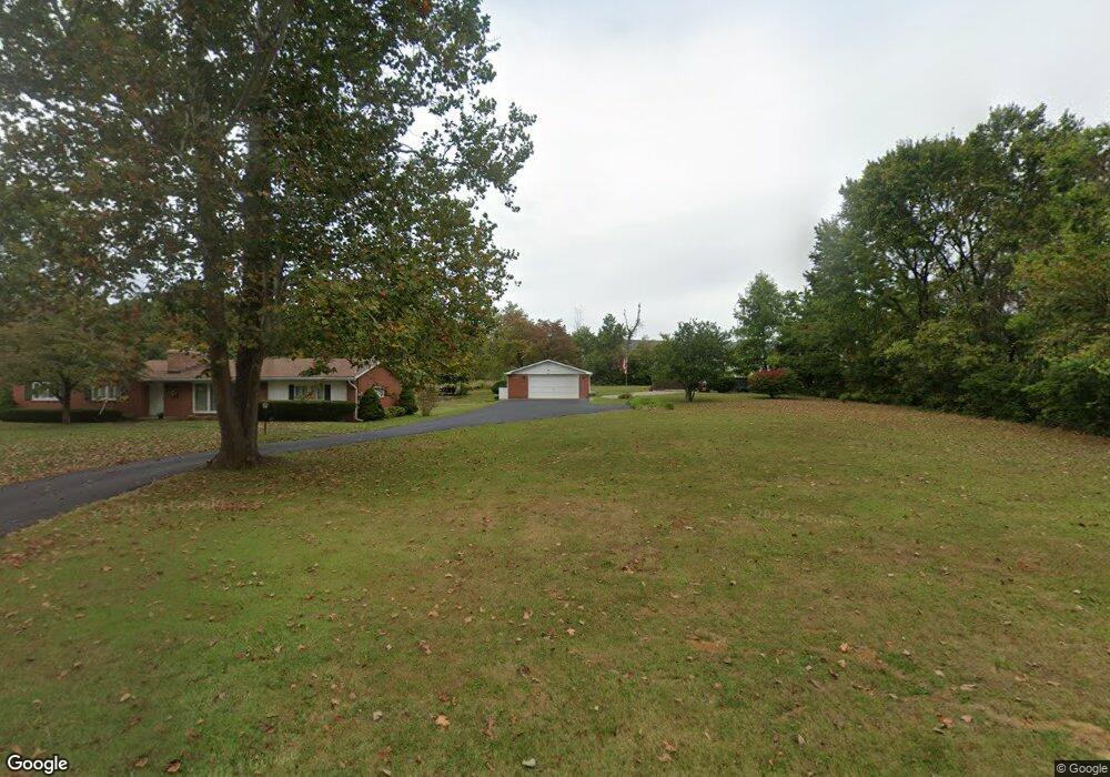 10111 Fairmount Rd, Louisville, KY 40291 - photo 1