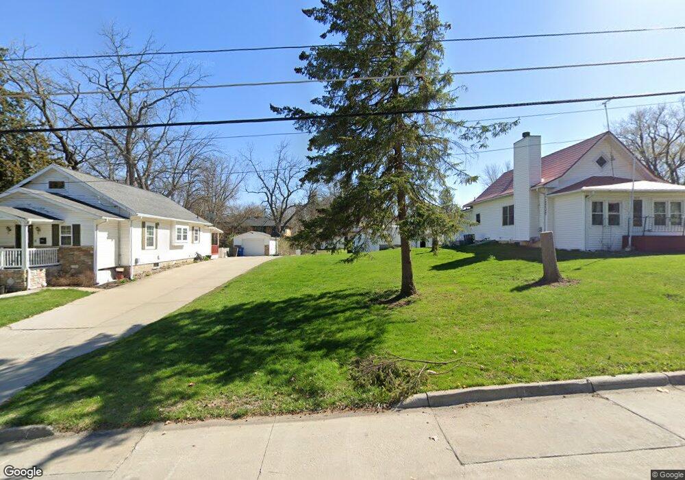 1008 Emma Ave, Des Moines, IA 50315 - photo 1