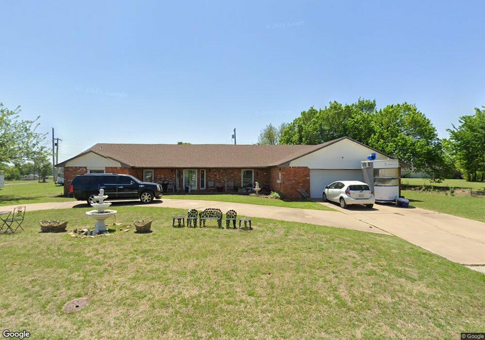 306 W Sycamore Ave, Duncan, OK 73533 - photo 1
