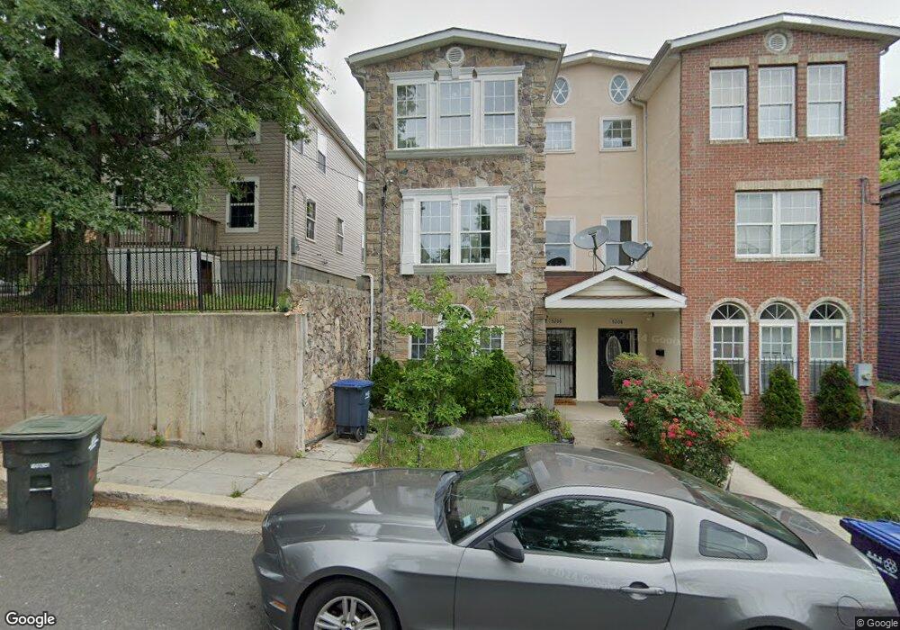 5206 Queens Stroll Place SE unit 805, Washington, DC 20019 - photo 1