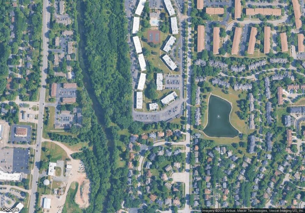 264 E Bailey Rd unit K, Naperville, IL 60565 - photo 1