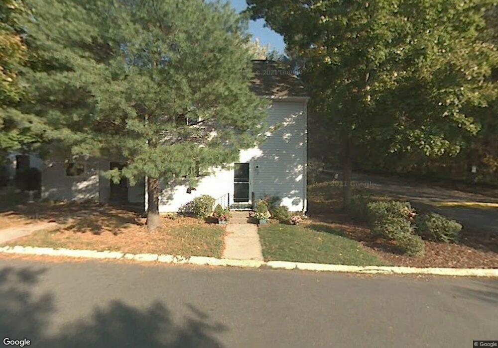 2 Shawnee Ct, Cromwell, CT 06416 - photo 1