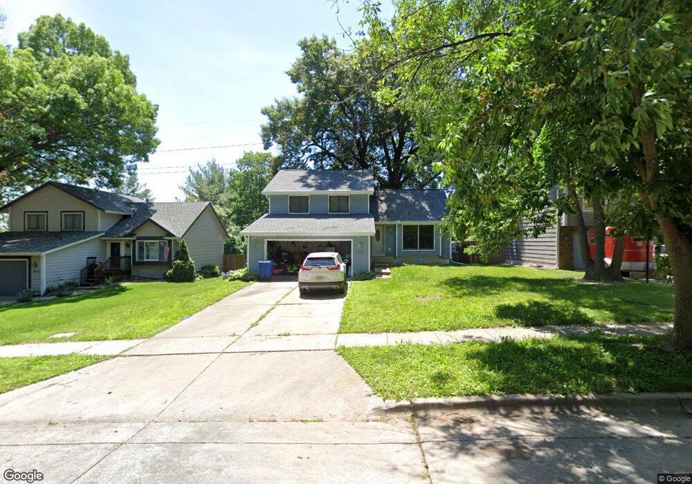 1903 E Maish Ave, Des Moines, IA 50320 - photo 1