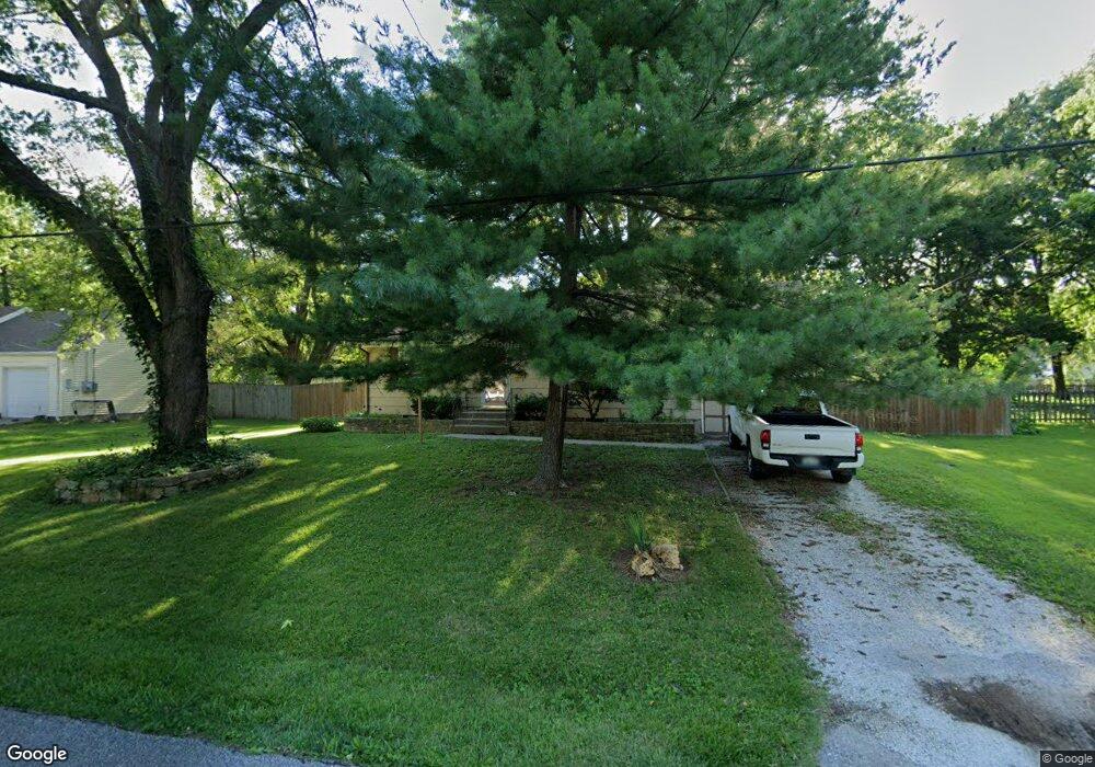 6044 Monrovia St, Shawnee, KS 66216 - photo 1