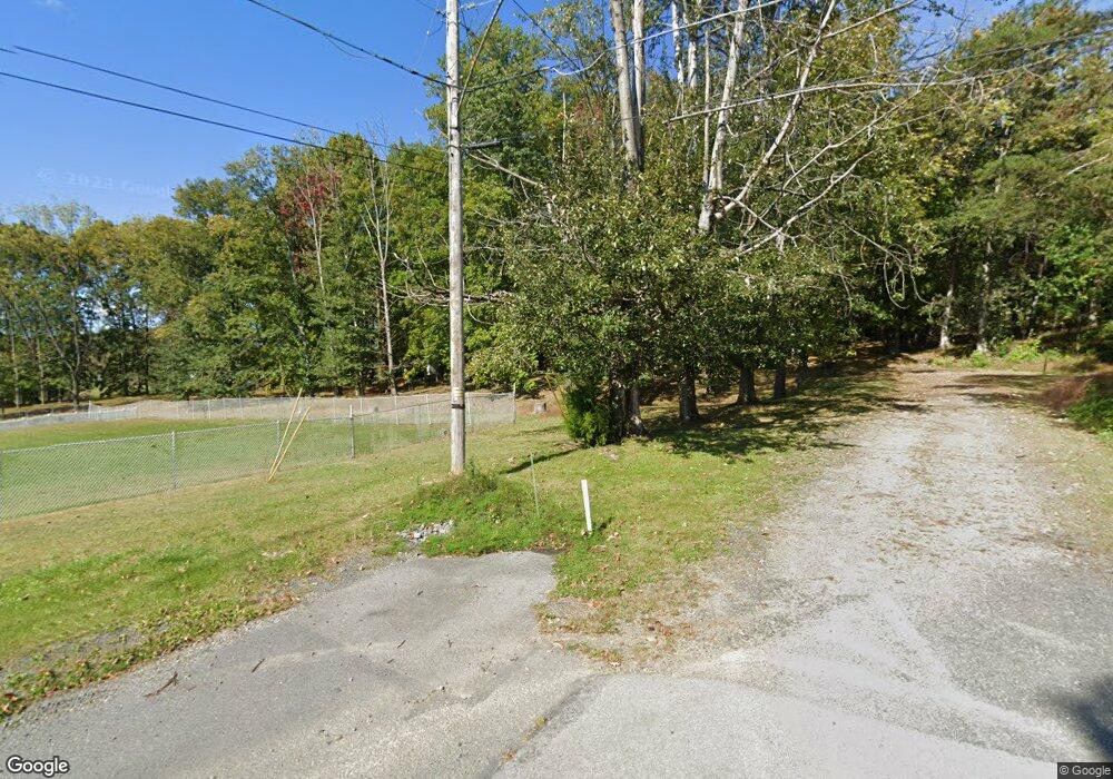 228 Oak Rd, New Bloomfield, PA 17068 - photo 1