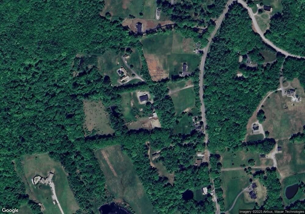 121 Stark Hwy S, Dunbarton, NH 03046 - photo 1