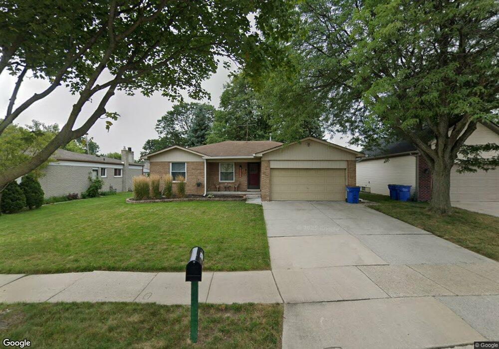 13620 Grey Ave, Warren, MI 48089 - photo 1