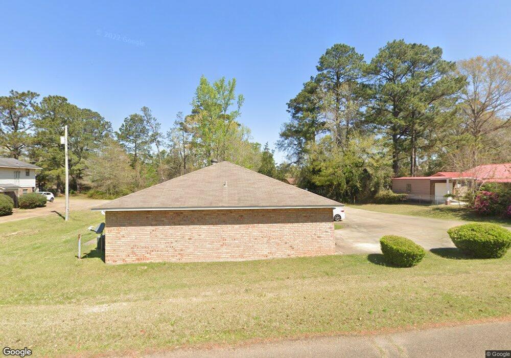 1136 Laird St, McComb, MS 39648 - photo 1