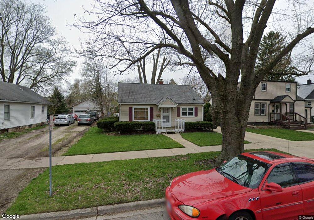 938 Charles St, Aurora, IL 60506 - photo 1