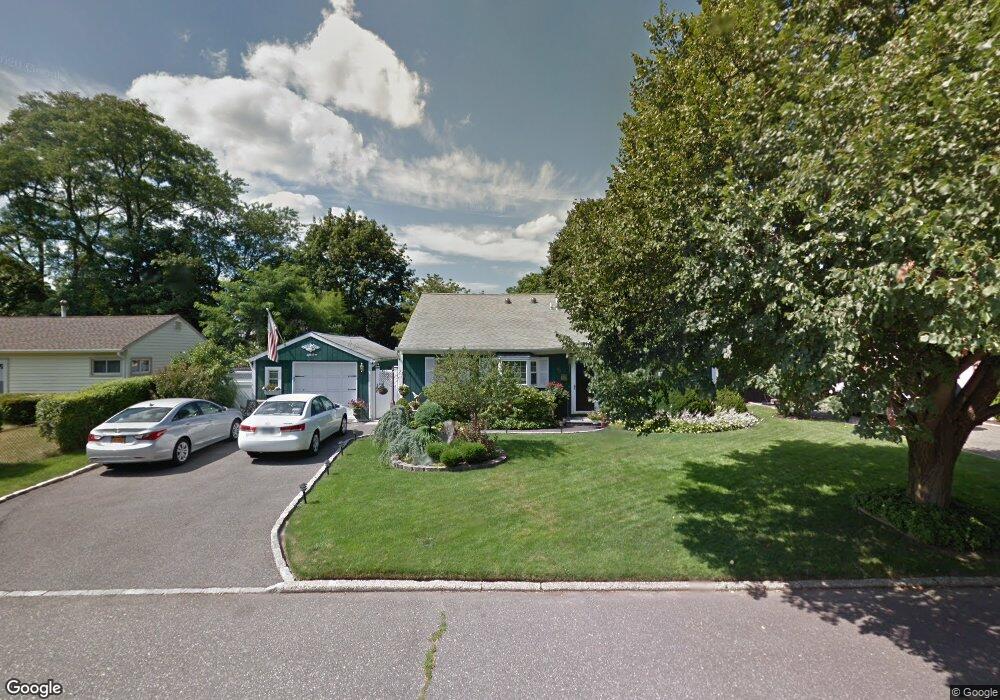 53 Tamarack St, Central Islip, NY 11722 - photo 1