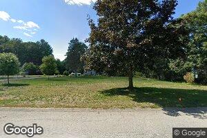 77 Parkhurst St, Dunstable, MA 01827